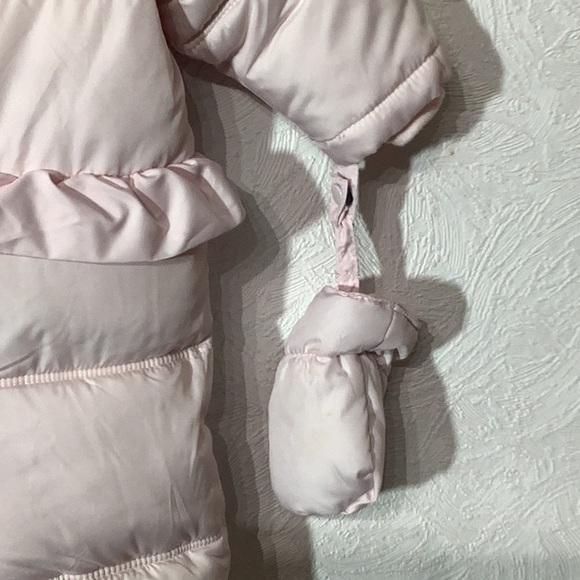 6M - snow overall with detachable hands and foots - see measurements and pics - Picture 4 of 10